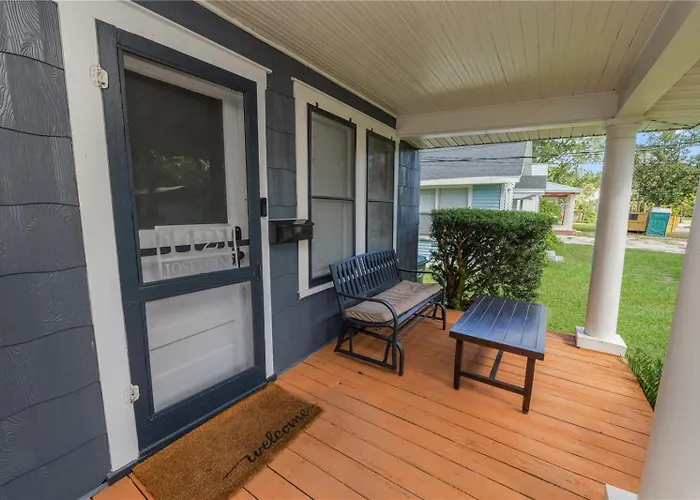 Cozy 2Br Retreat Between Orlando & Tampa